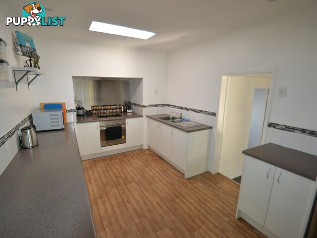11 Brisbane St BOWEN QLD 4805