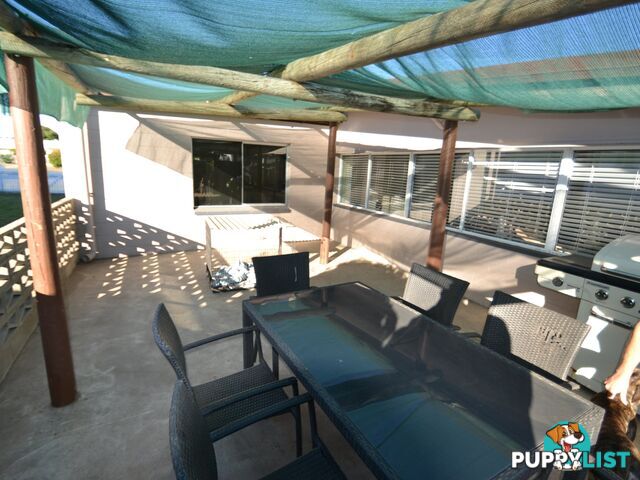 11 Brisbane St BOWEN QLD 4805