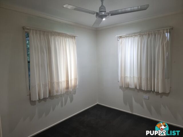 27 Gilbert Street BOWEN QLD 4805