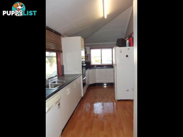 48 Gordon Street BOWEN QLD 4805