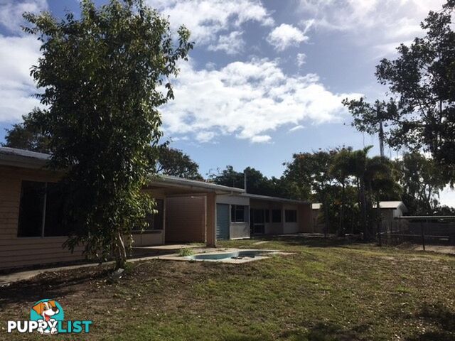14 Sinclair Street BOWEN QLD 4805
