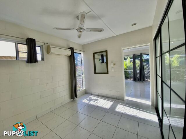 Unit 5, 89 Horseshoe Bay Road BOWEN QLD 4805