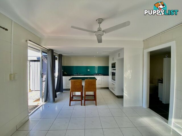 Unit 5, 89 Horseshoe Bay Road BOWEN QLD 4805