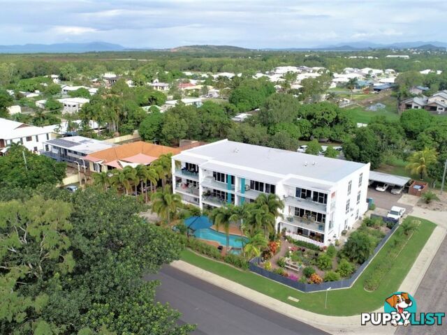 Unit 5, 89 Horseshoe Bay Road BOWEN QLD 4805