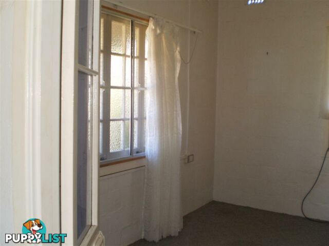 56 Poole st BOWEN QLD 4805