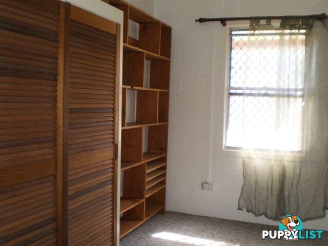 56 Poole st BOWEN QLD 4805
