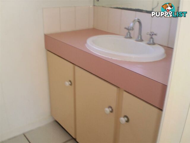 56 Poole st BOWEN QLD 4805