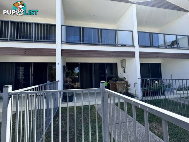 Unit 5/74a Powell street BOWEN QLD 4805