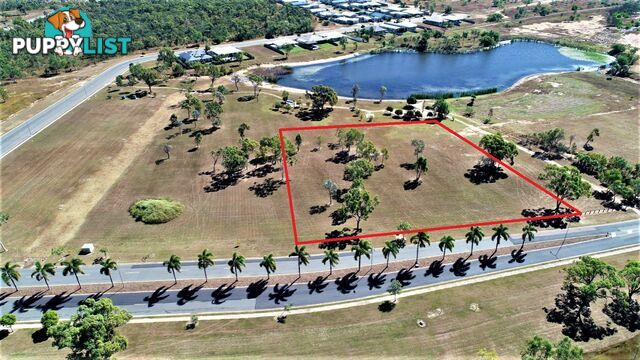 102 Ocean view Drive BOWEN QLD 4805