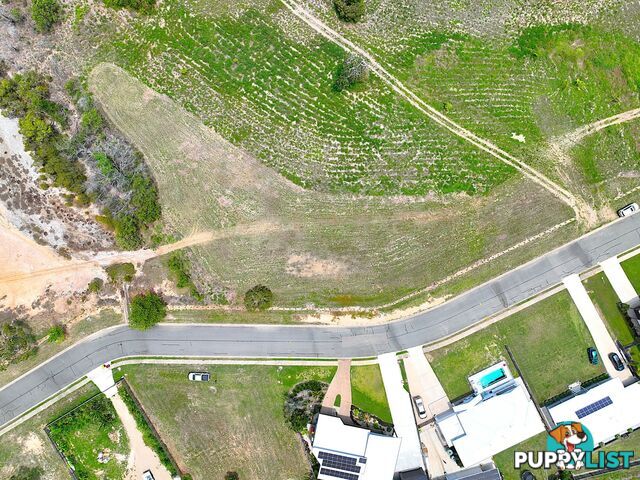 44/46 Marine Parade. Whitsunday Paradise. BOWEN QLD 4805