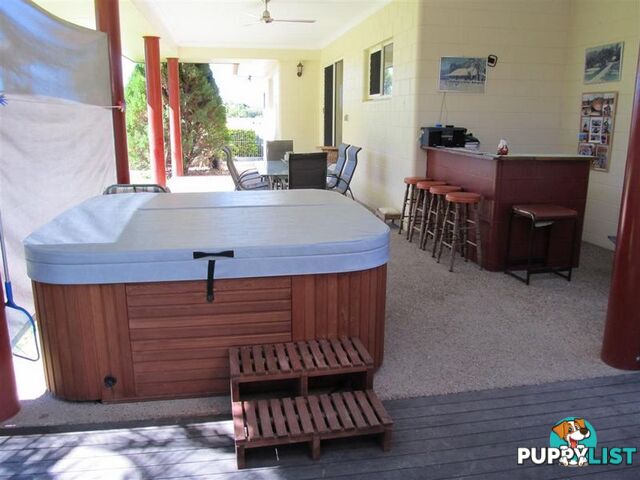 37 Betzels Lane BOWEN QLD 4805