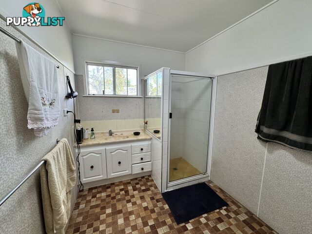 15 Lascelles Lane BOWEN QLD 4805