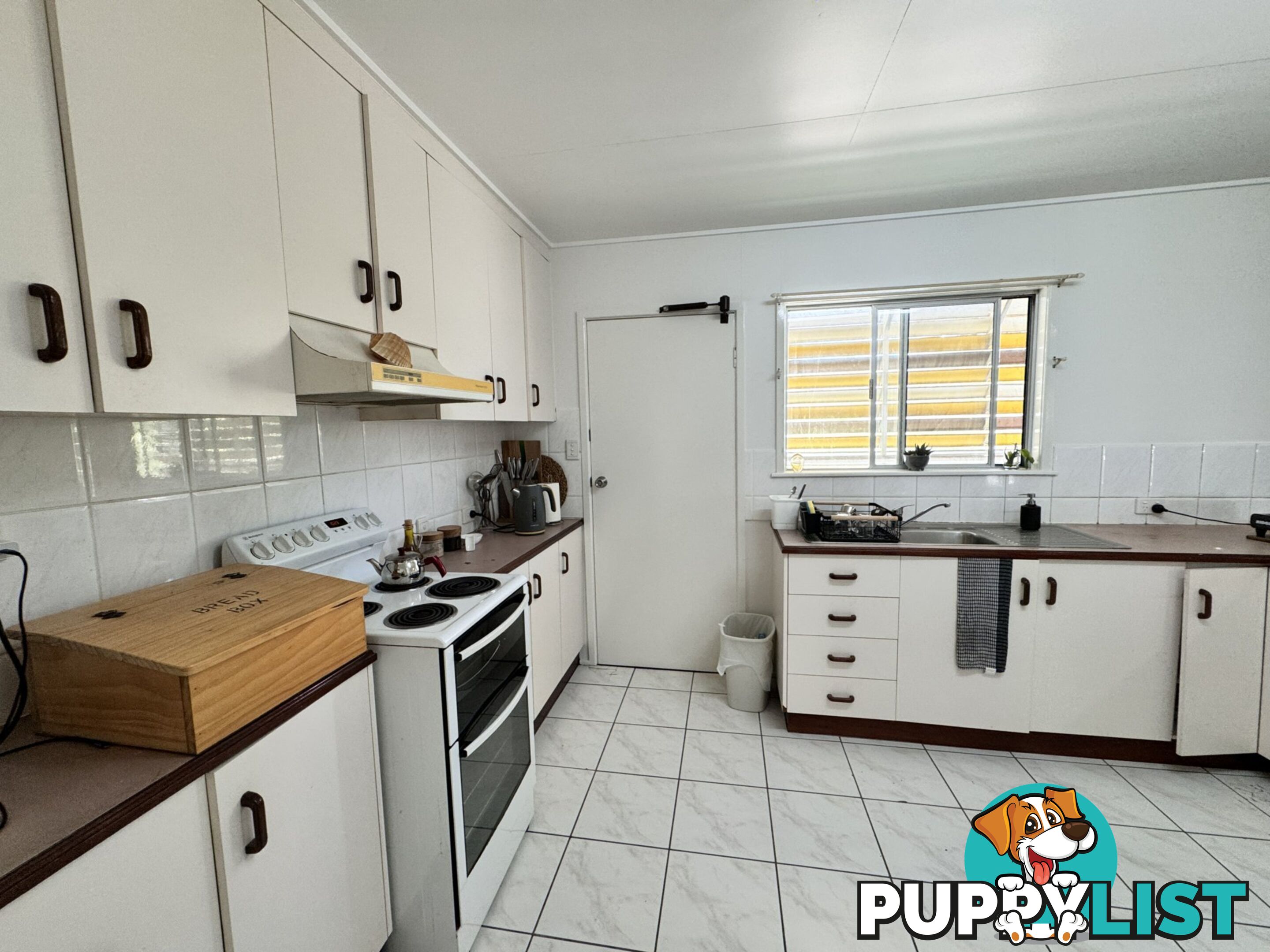 15 Lascelles Lane BOWEN QLD 4805
