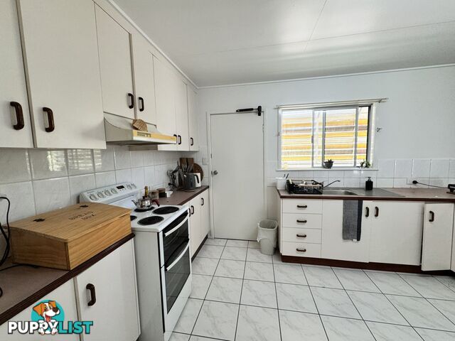 15 Lascelles Lane BOWEN QLD 4805