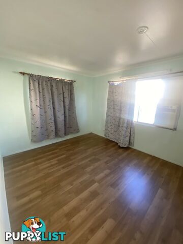 5 Grantham Street BOWEN QLD 4805