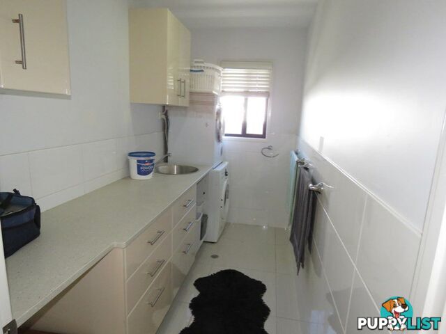 8 Fairway Drive BOWEN QLD 4805