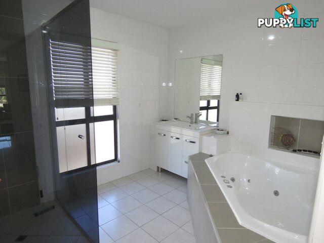 8 Fairway Drive BOWEN QLD 4805