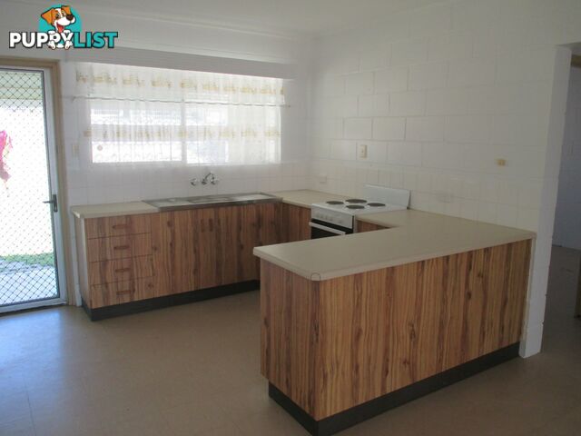 17 Casuarina Street BOWEN QLD 4805
