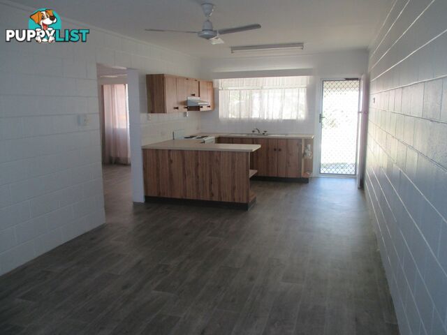 17 Casuarina Street BOWEN QLD 4805