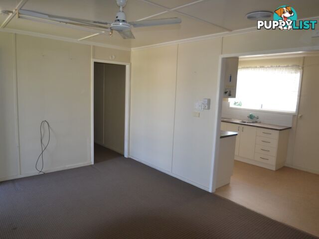 4 Darwen st BOWEN QLD 4805