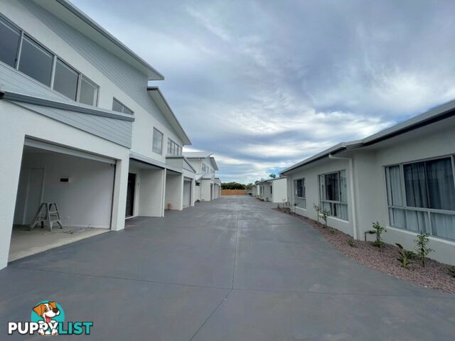 Townhouse Tracey Street BOWEN QLD 4805