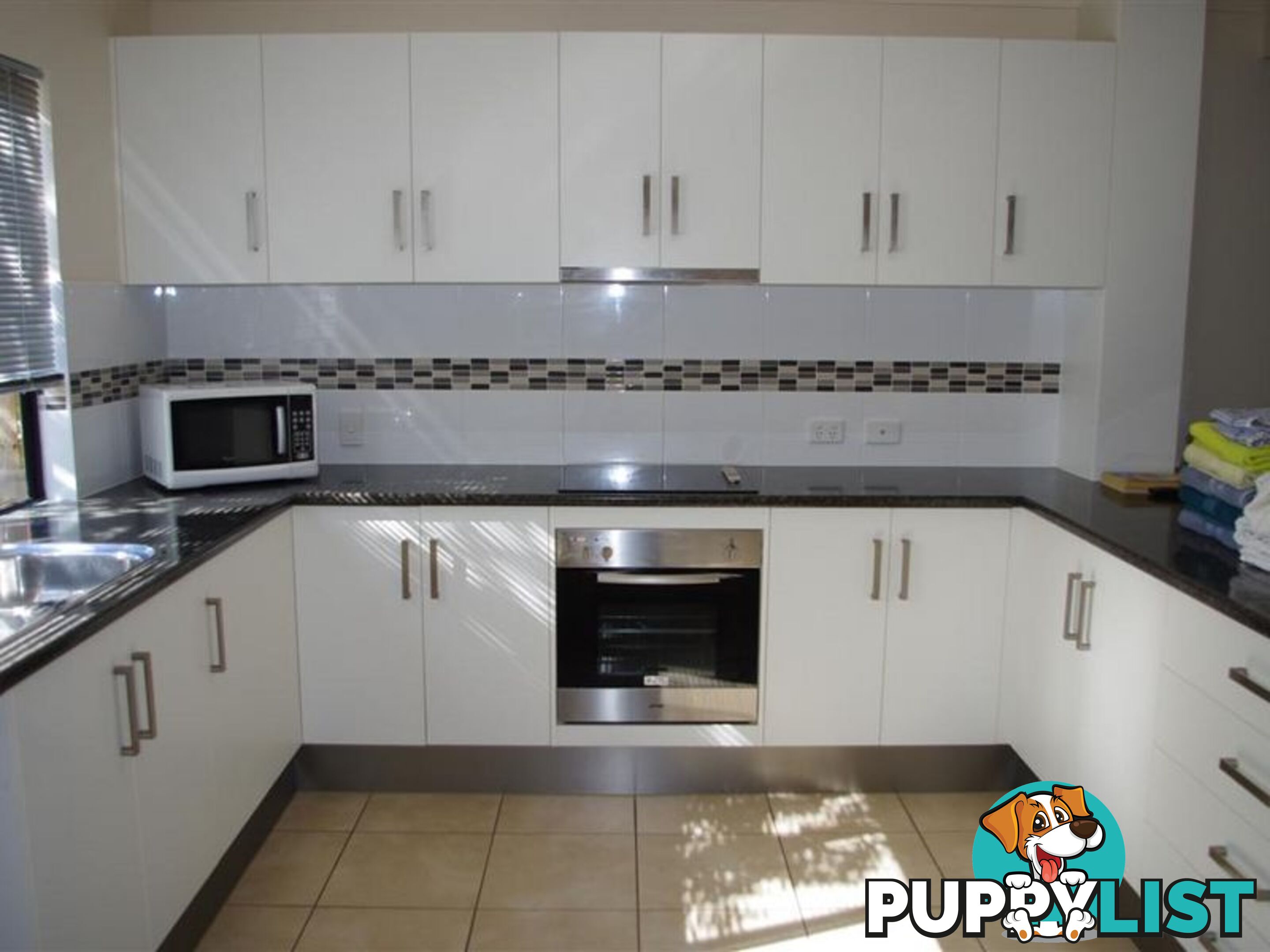 49 Gordon Street BOWEN QLD 4805