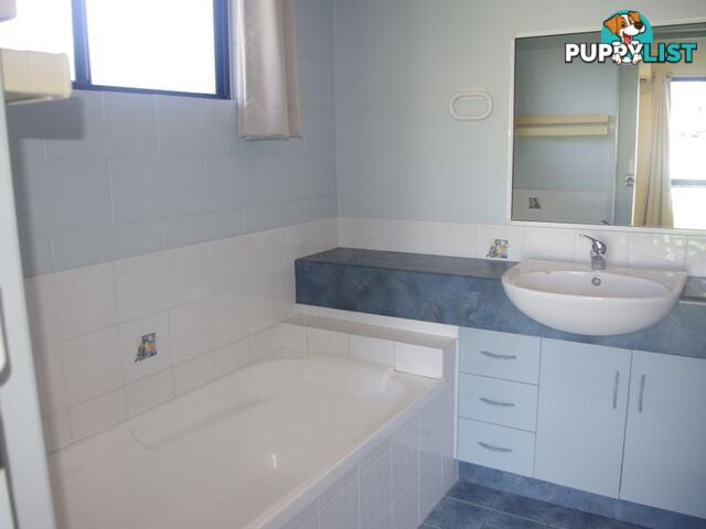 17 Dove Street BOWEN QLD 4805