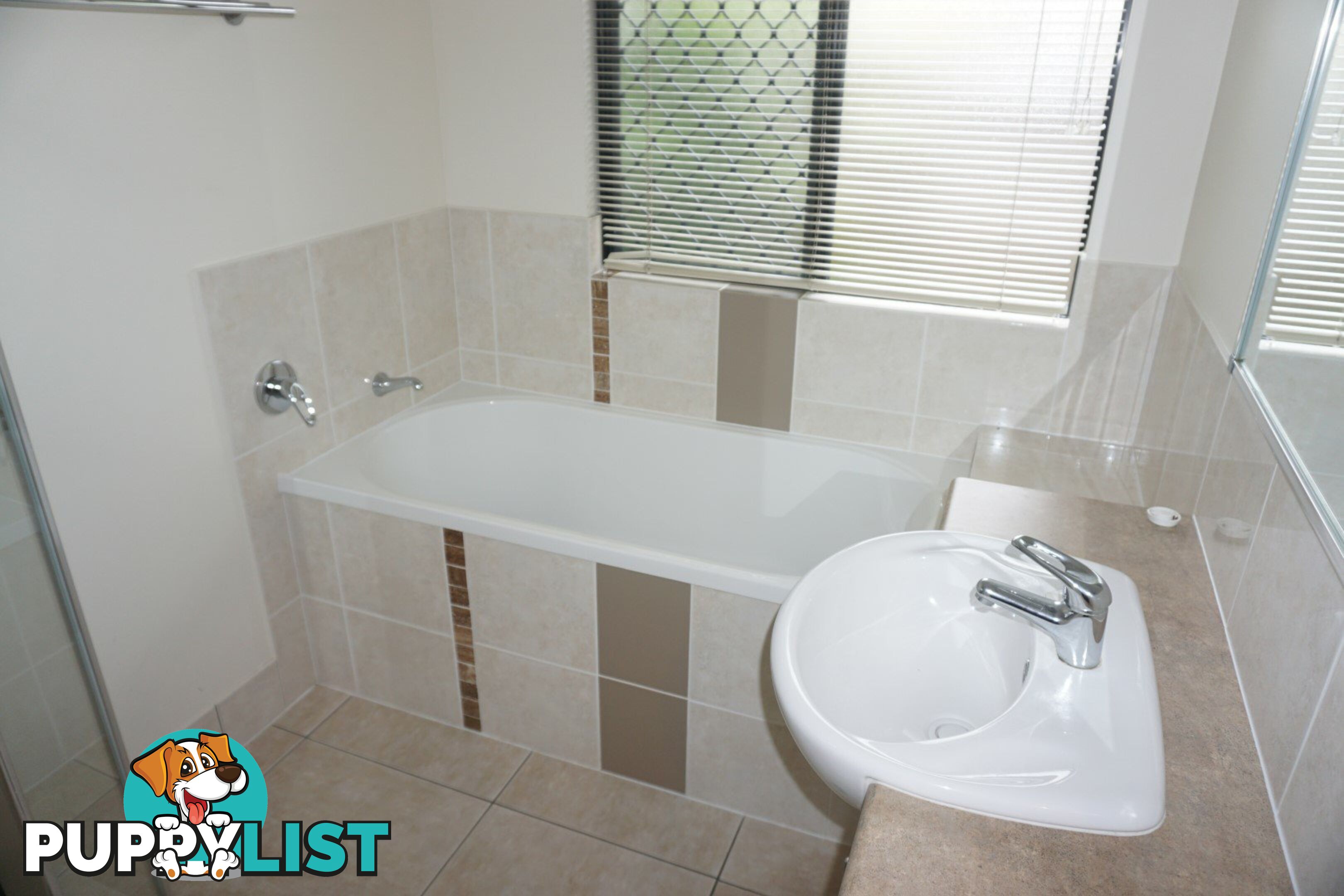 10 Lexington Court BOWEN QLD 4805