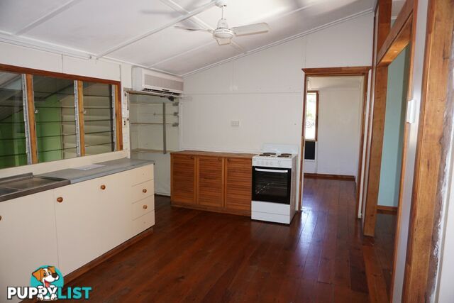 67 Murroona St BOWEN QLD 4805