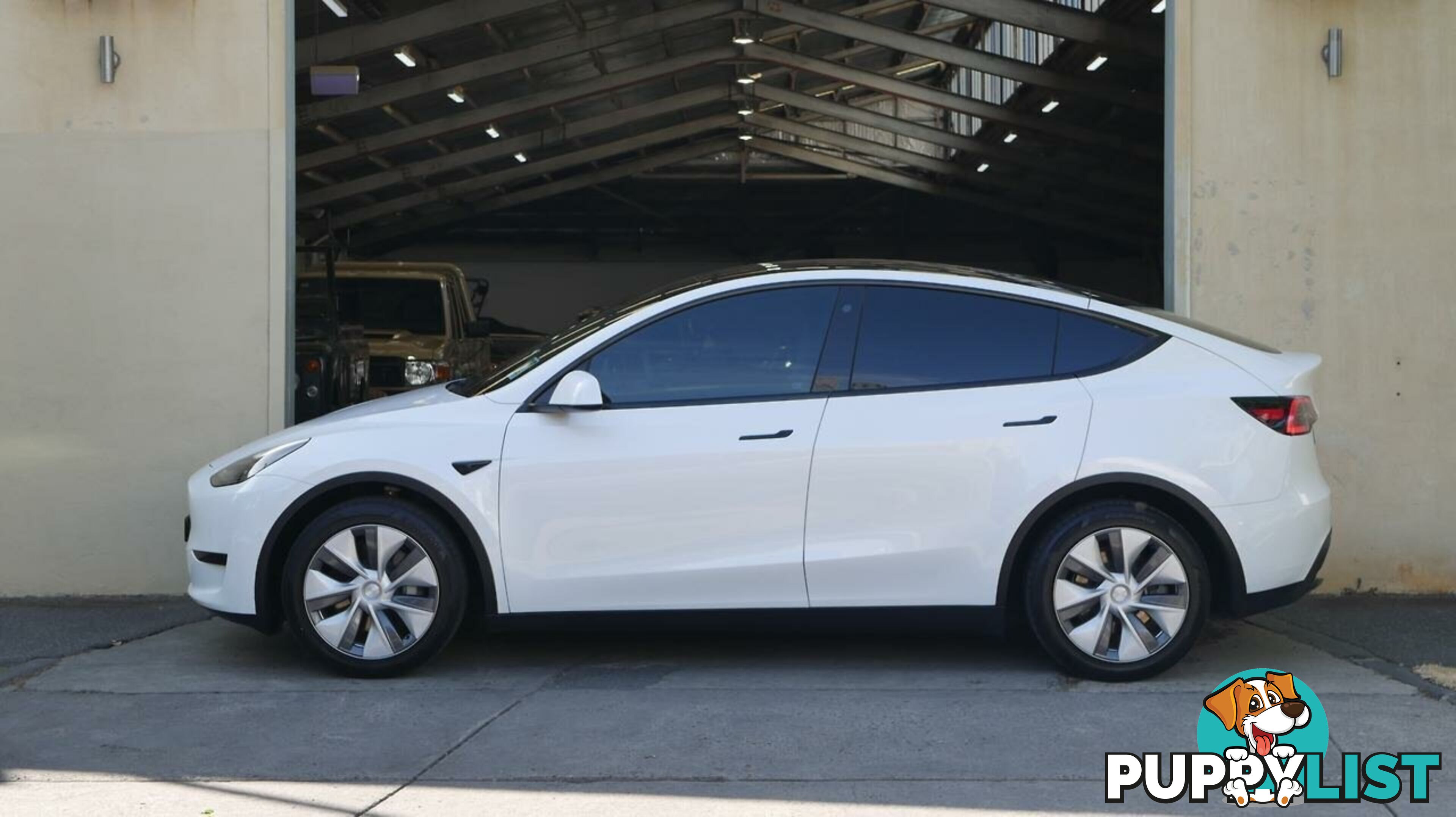 2022 Tesla Model Y  MY22 Rear-Wheel Drive Wagon