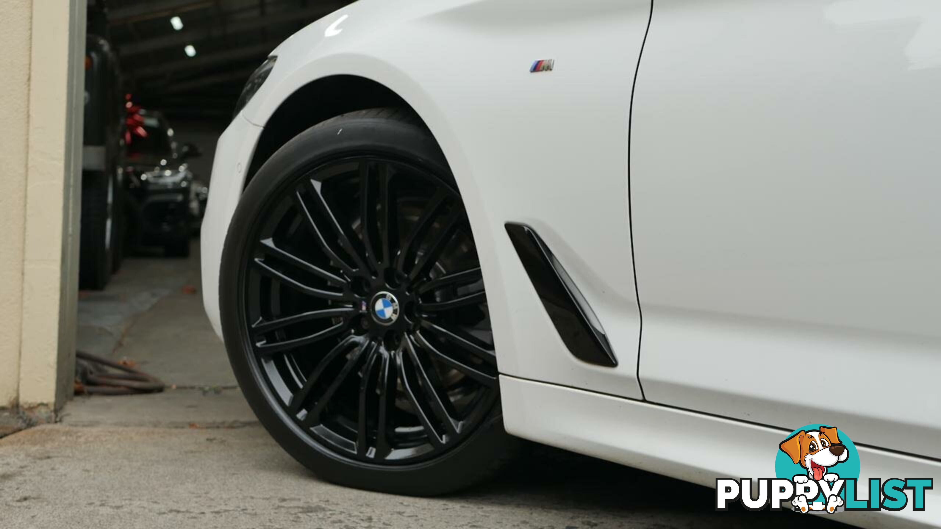 2017 BMW 5 Series  G30 520i Steptronic M Sport Sedan