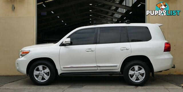 2013 Toyota Landcruiser  VDJ200R MY12 Sahara Wagon