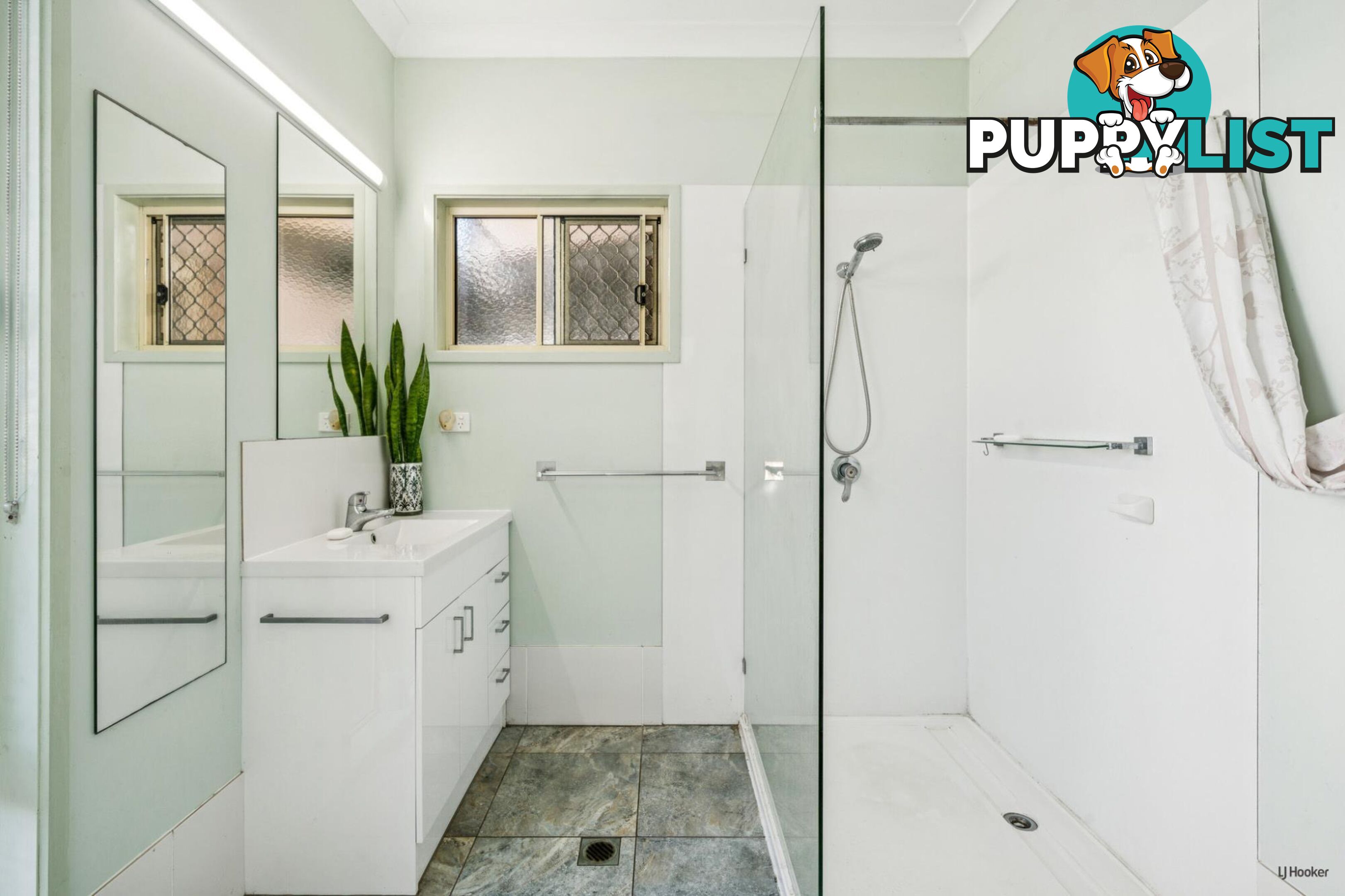 42 Acanthus Avenue BURLEIGH HEADS QLD 4220
