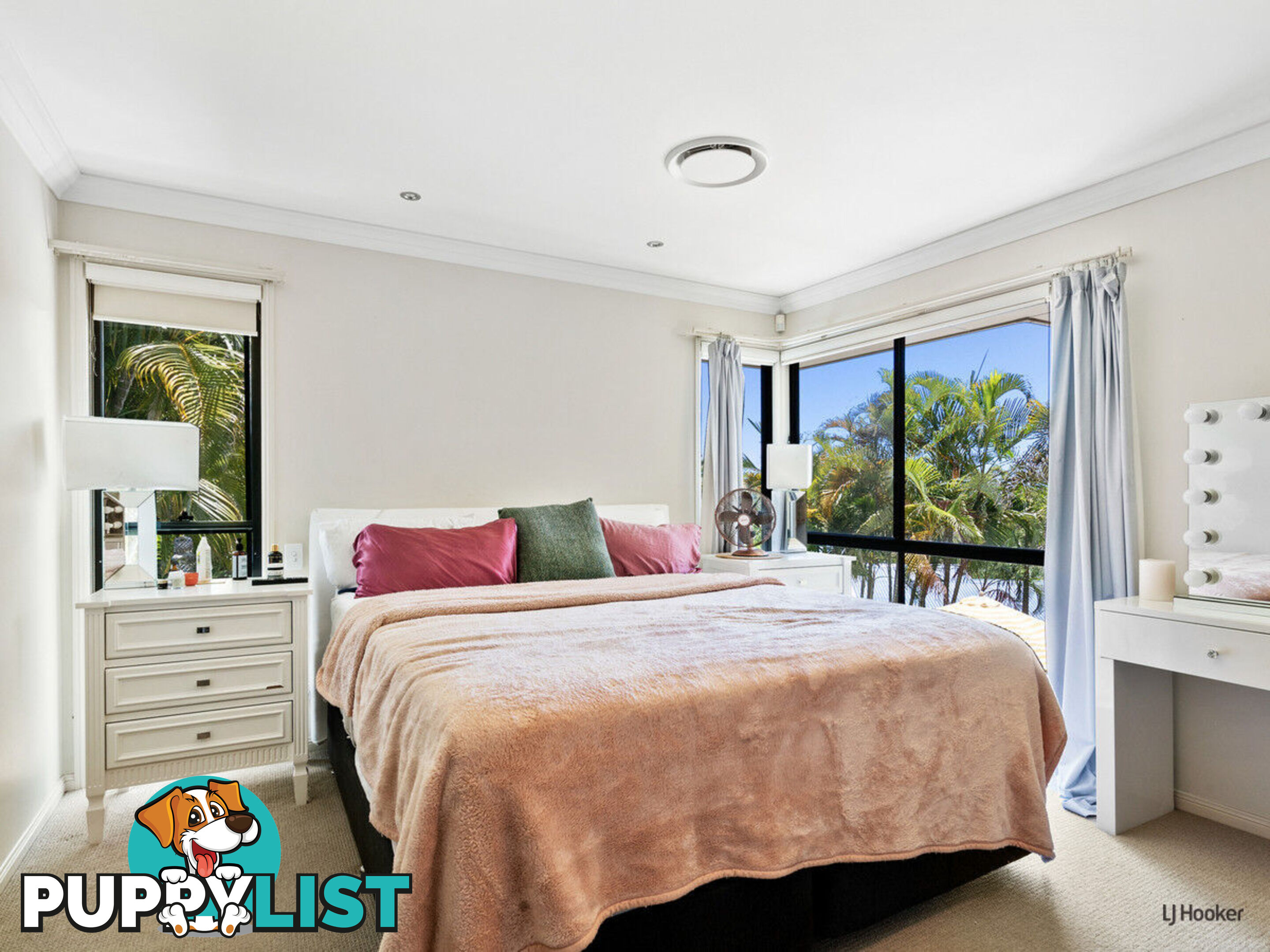 11 Kukulies Court CURRUMBIN WATERS QLD 4223