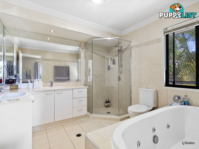 11 Kukulies Court CURRUMBIN WATERS QLD 4223