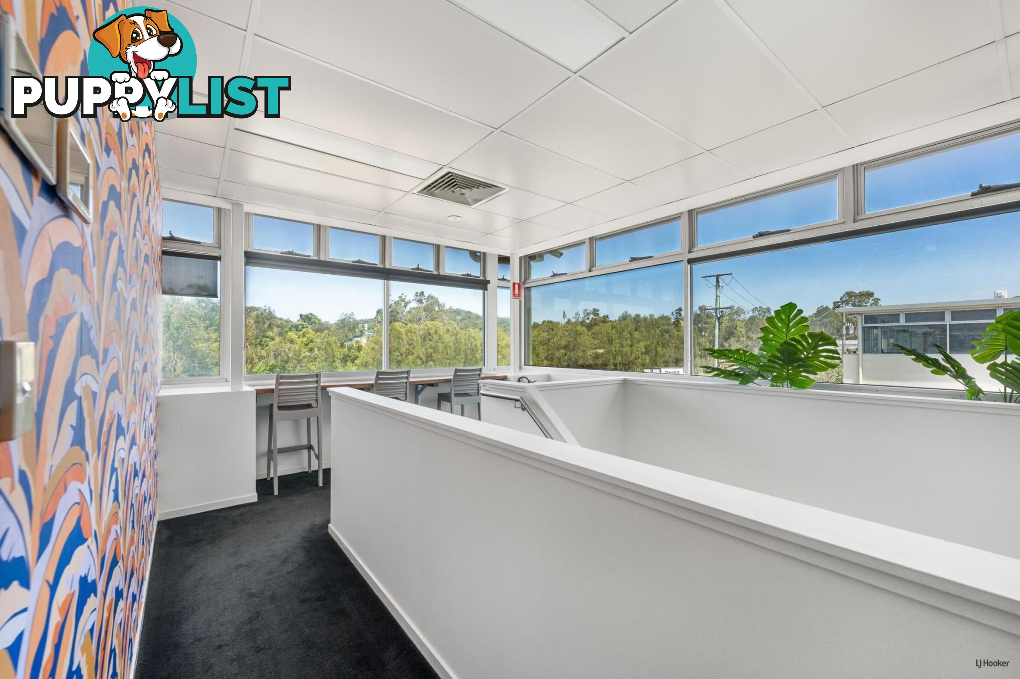 10/2 Hawker Street CURRUMBIN WATERS QLD 4223
