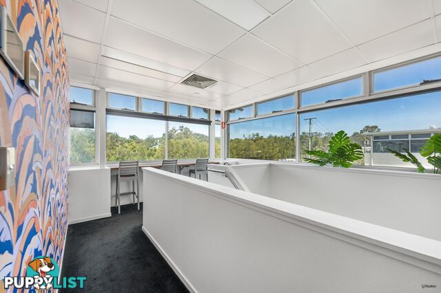 10/2 Hawker Street CURRUMBIN WATERS QLD 4223