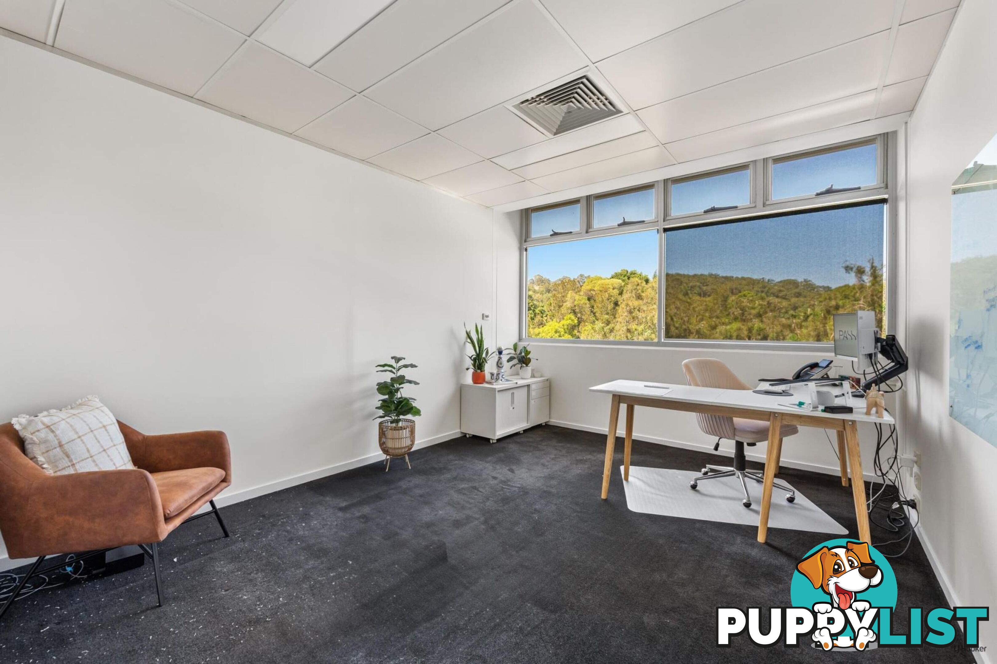 10/2 Hawker Street CURRUMBIN WATERS QLD 4223