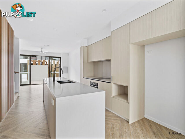 16/56 Harbourview Drive HOPE ISLAND QLD 4212