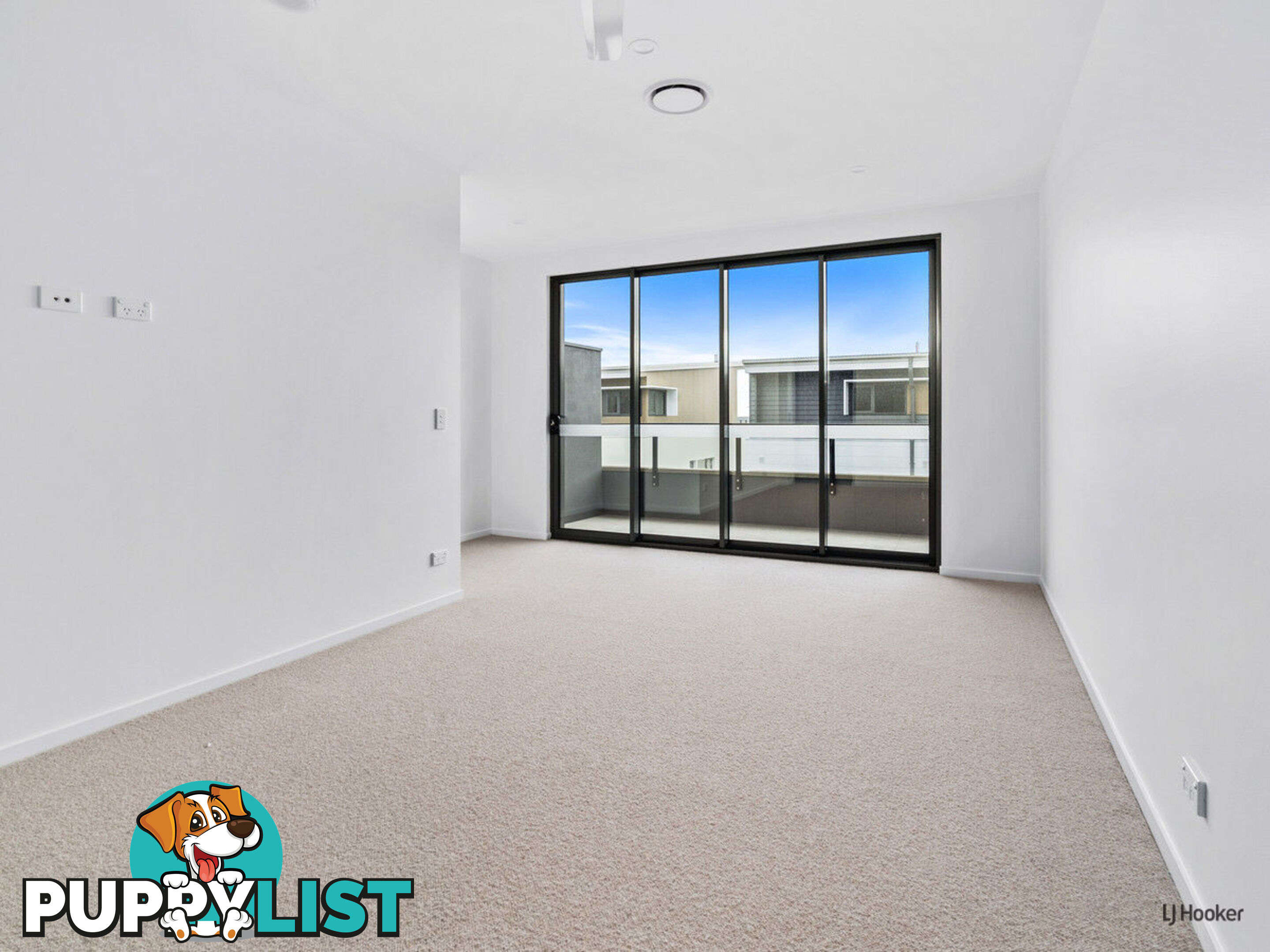 16/56 Harbourview Drive HOPE ISLAND QLD 4212