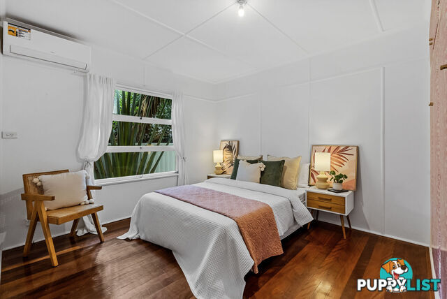72 Cypress Terrace PALM BEACH QLD 4221