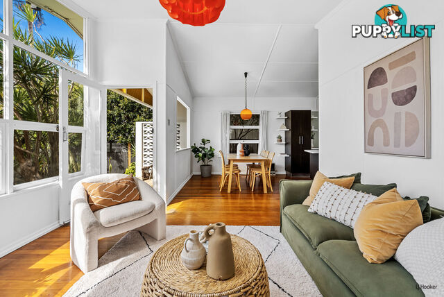 72 Cypress Terrace PALM BEACH QLD 4221