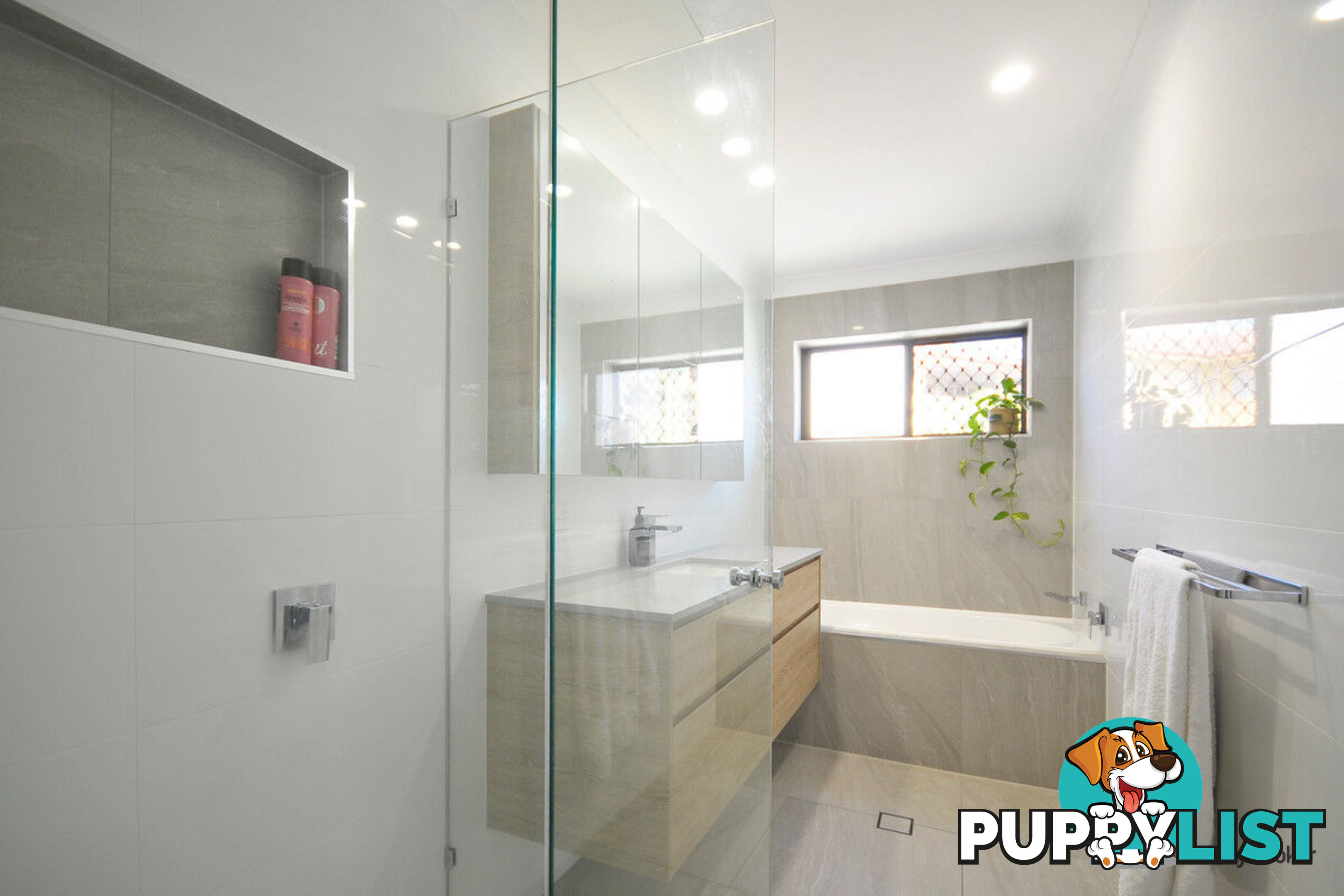 5/2 Twenty Eighth Avenue PALM BEACH QLD 4221