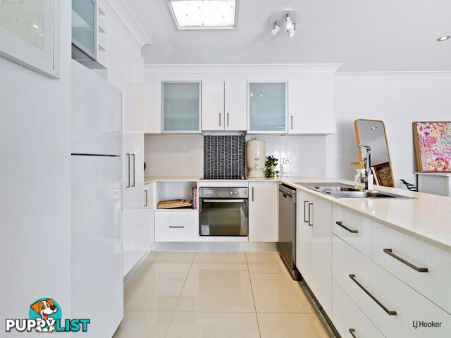 1/14 Walker Avenue PALM BEACH QLD 4221