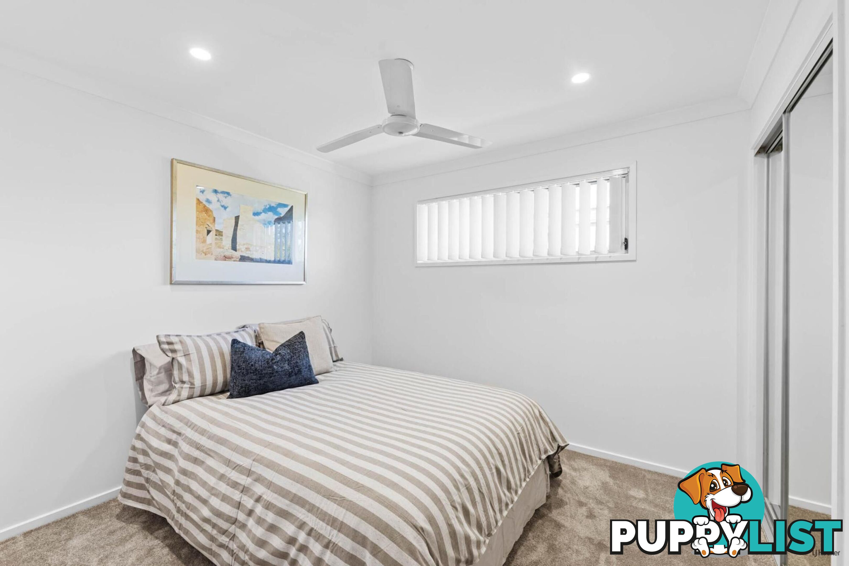 2/74 Guineas Creek Road CURRUMBIN WATERS QLD 4223