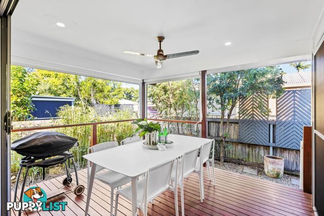 2/74 Guineas Creek Road CURRUMBIN WATERS QLD 4223