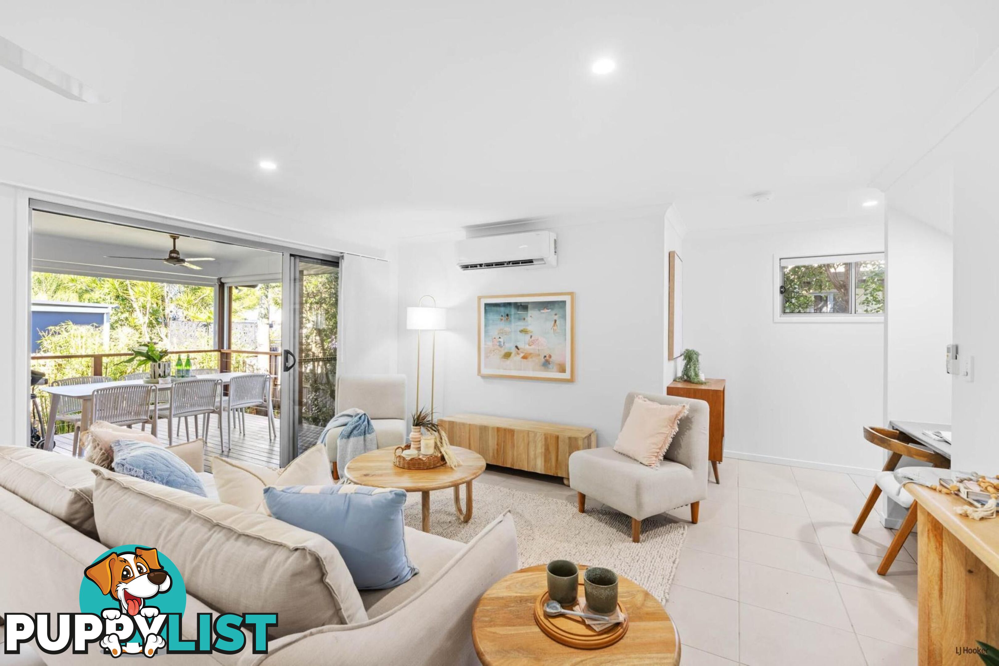 2/74 Guineas Creek Road CURRUMBIN WATERS QLD 4223