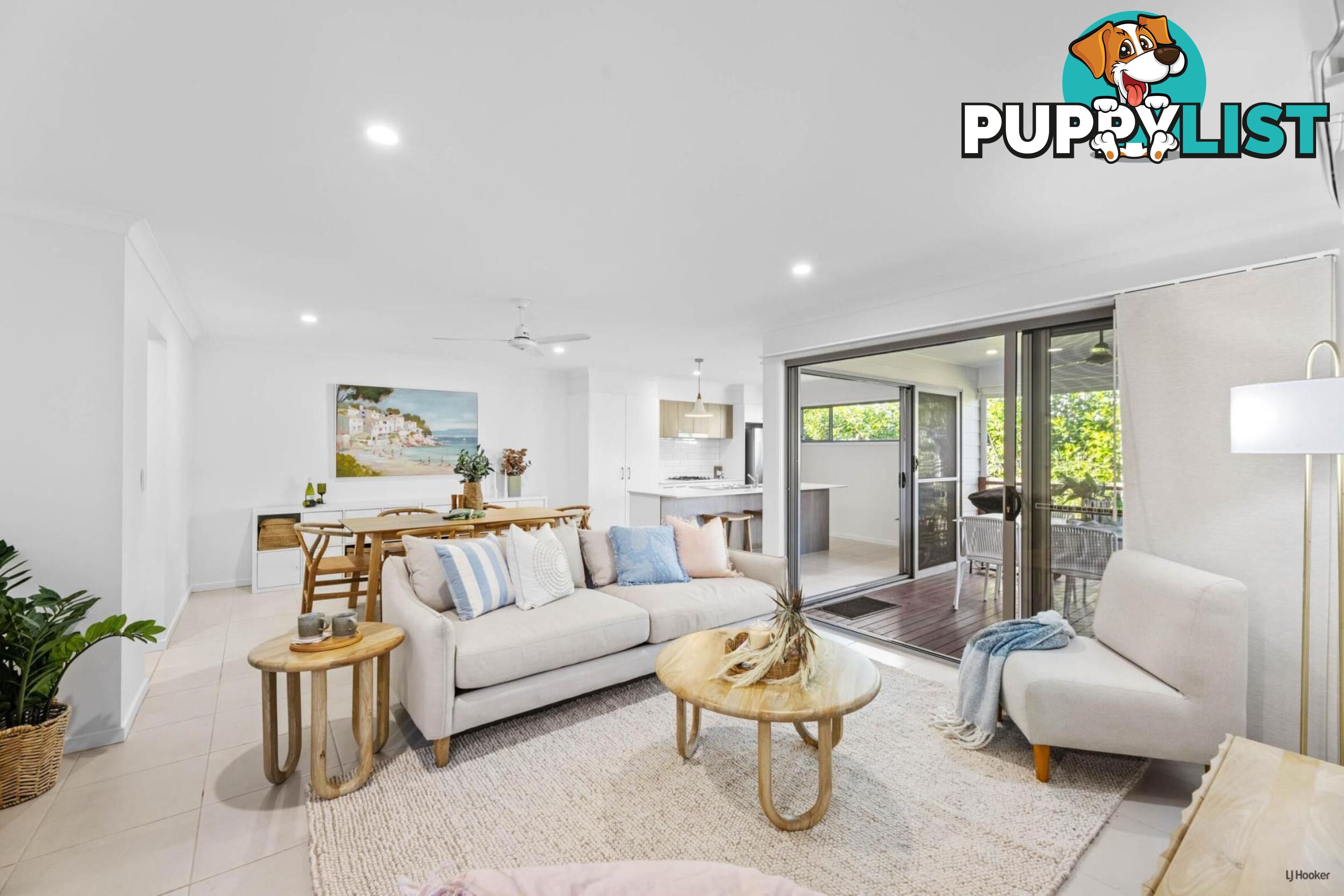 2/74 Guineas Creek Road CURRUMBIN WATERS QLD 4223