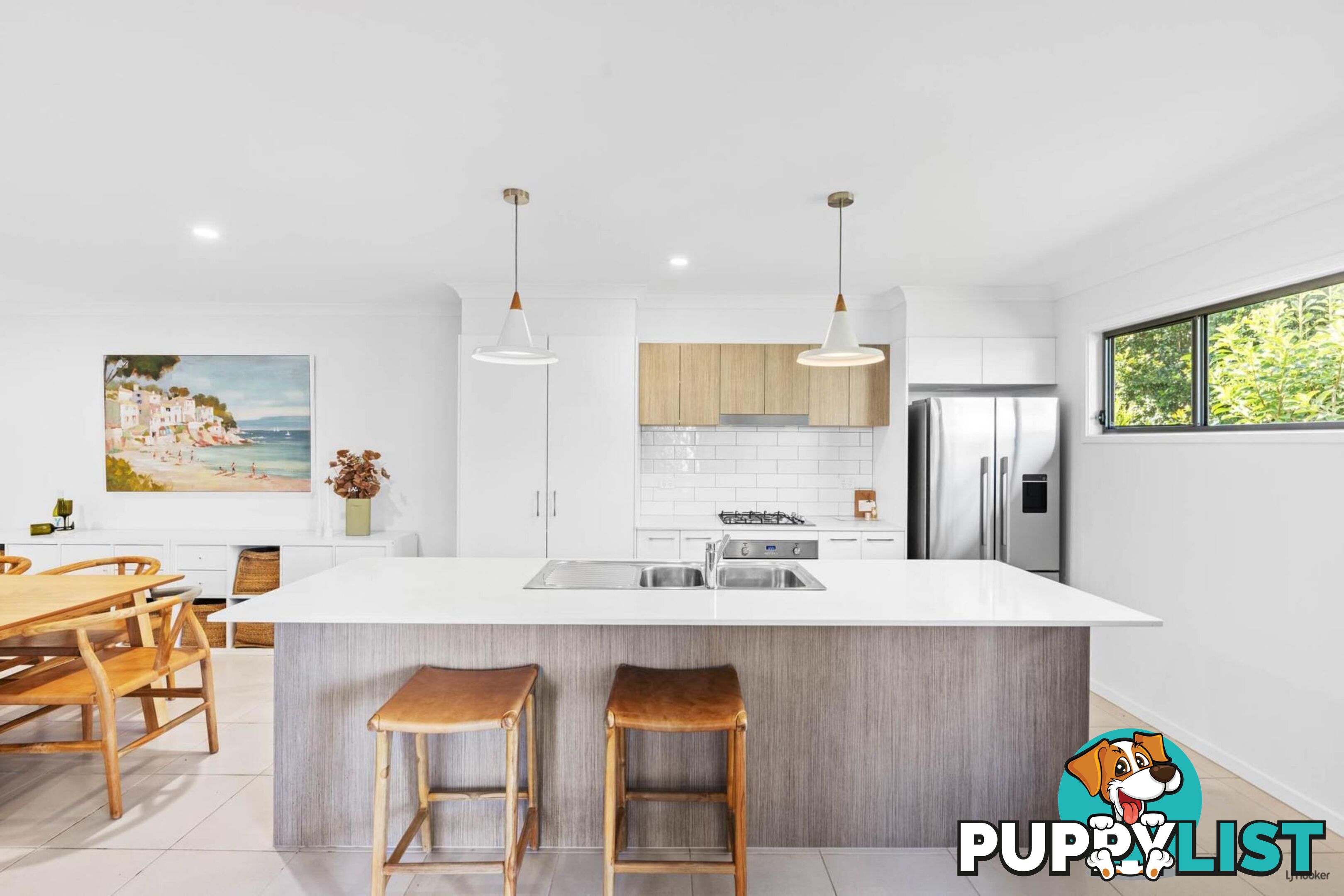 2/74 Guineas Creek Road CURRUMBIN WATERS QLD 4223