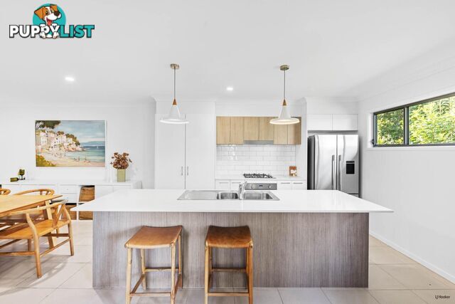 2/74 Guineas Creek Road CURRUMBIN WATERS QLD 4223